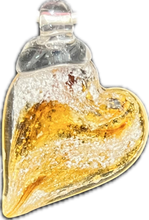 Load image into Gallery viewer, Ash Pendant Heart
